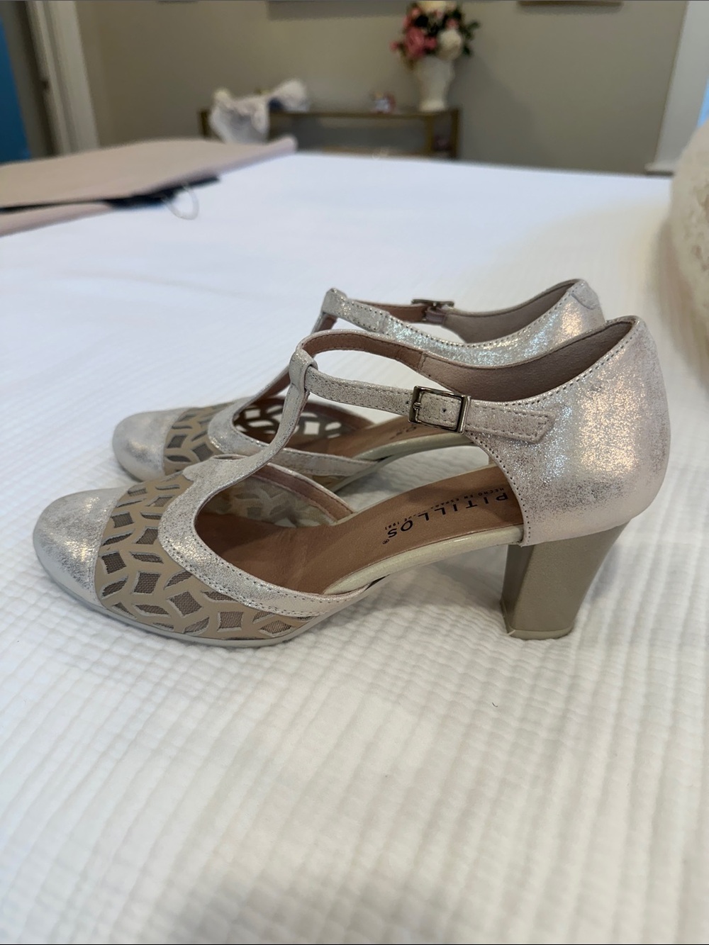 PITILLOS  T strap heels